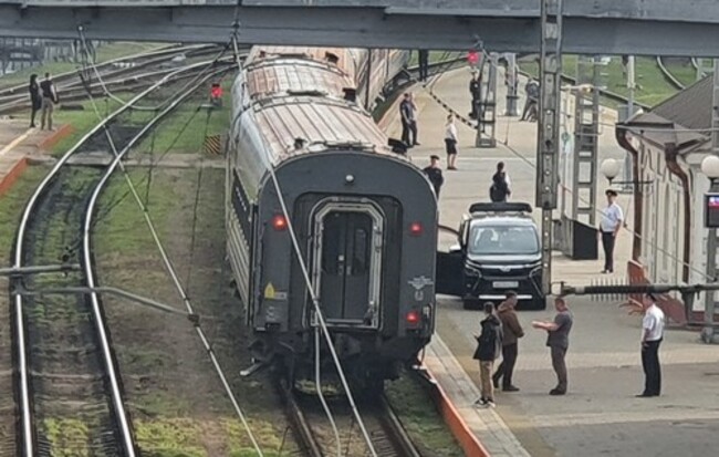 Heavy security spotted at Vladivostok train station amid speculation of N.K. leader's visit
