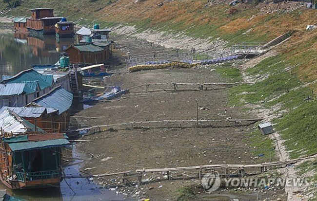 INDIA KASHMIR WEATHER DRY WINTER