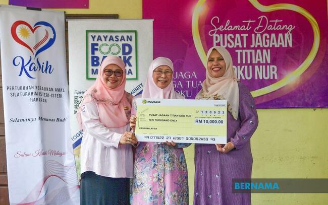 KASIH MALAYSIA DONATES RM10,000, ESSENTIAL ITEMS TO CARE CENTRE IN RAWANG