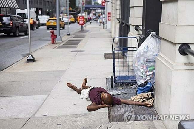 USA NEW YORK POVERTY RATE