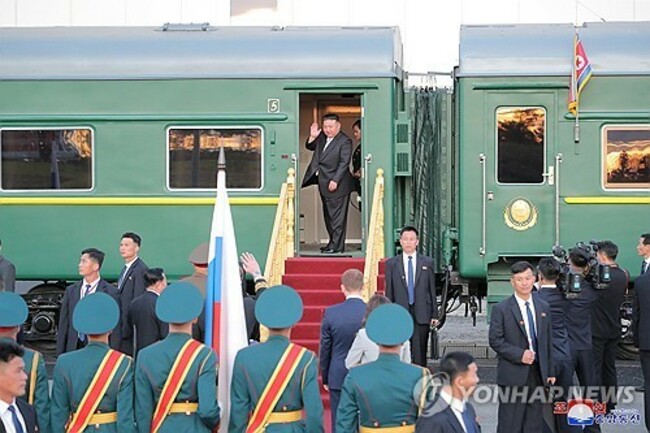 N. Korean leader's train apparently en route to Russia's Khabarovsk after summit with Putin