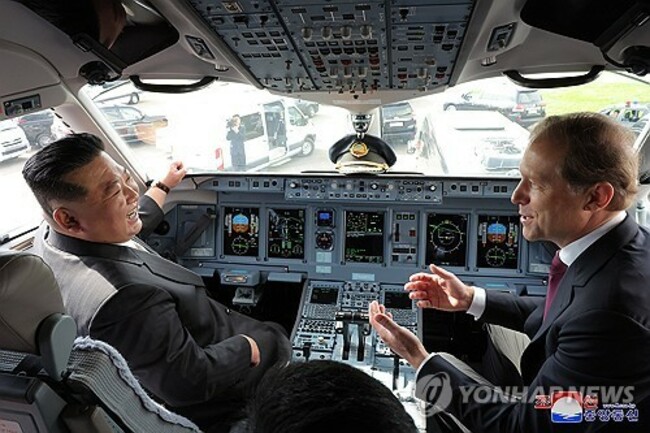 (2nd LD) N. Korea's Kim 'deeply impressed' with Russia's modern aviation technology: KCNA