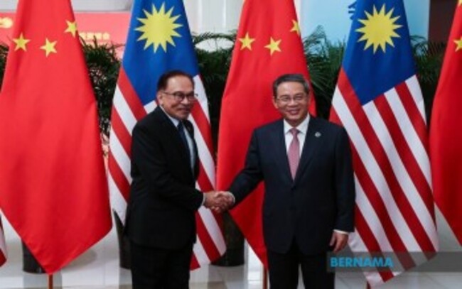 PM ANWAR INVITES PRESIDENT XI, PREMIER LI TO VISIT MALAYSIA NEXT YEAR