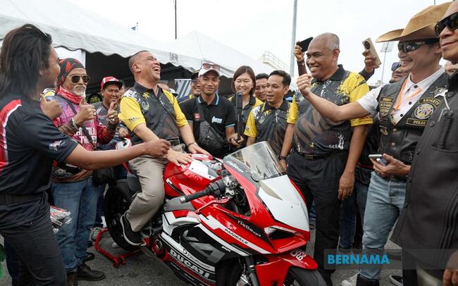 AHTV INVESTMENT VALUE RISES TO RM40 BLN -- SAARANI