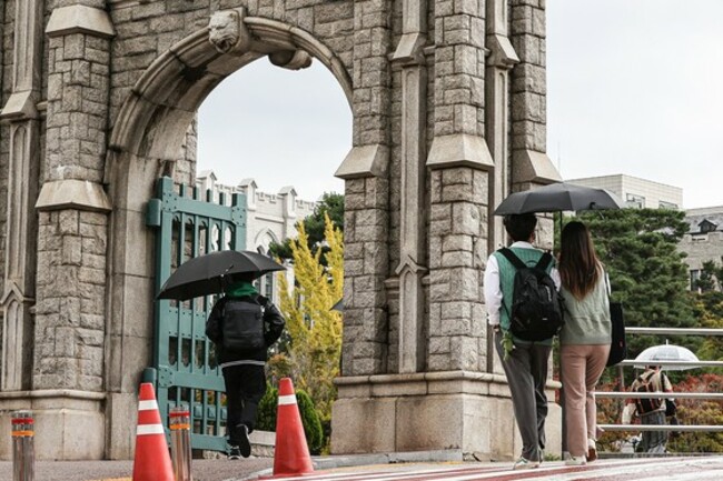 Fire breaks out at Korea University