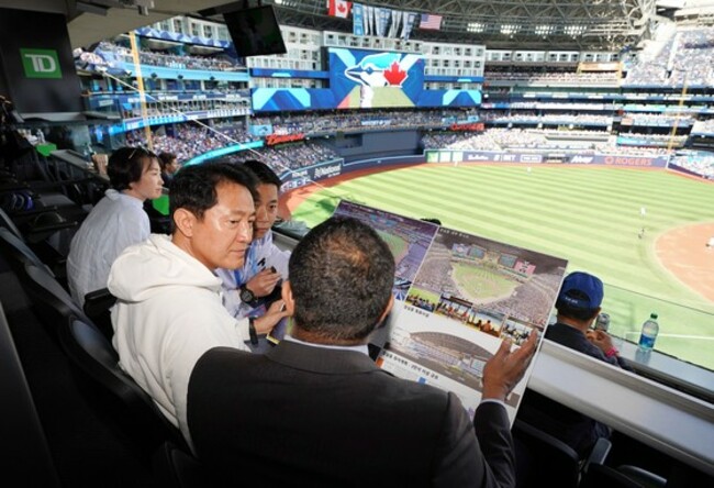 Seoul's new domed stadium will let fans watch games from hotel rooms