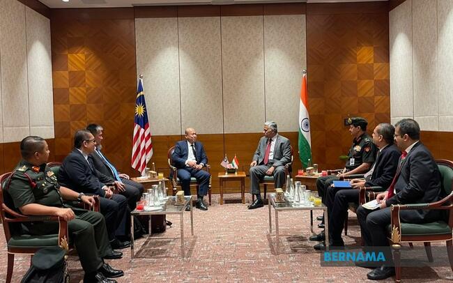 MALAYSIA, INDIA DISCUSS DEFENCE COOPERATION IN NEW DELHI