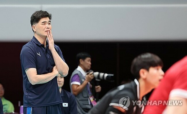 (Asiad) S. Korean volleyball coach vows to display do-or-die tactics en route to final