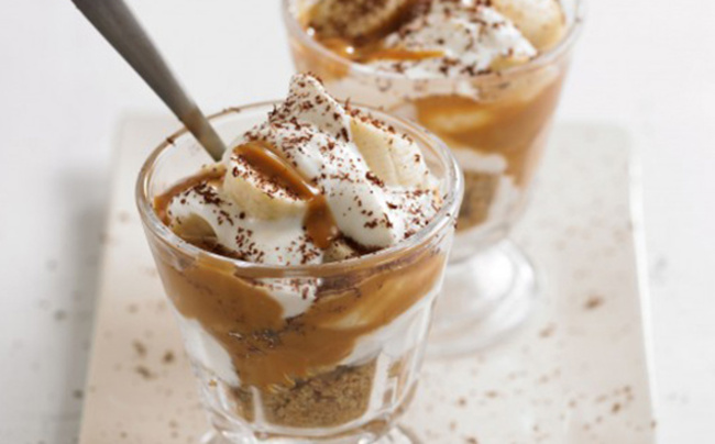 This super easy five-ingredient banoffee pot recipe is here to impress