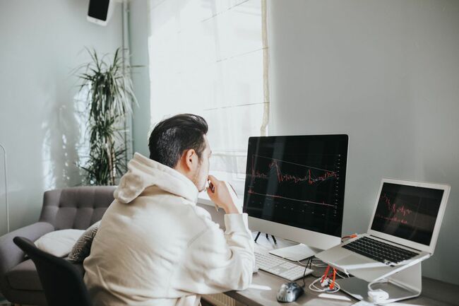 Top Stocks To Buy Today As Markets Dip Despite Amazon's Blowout Earnings