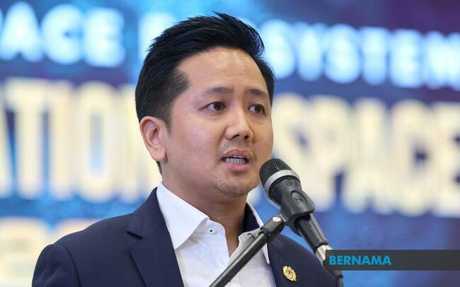 BORNEO SCIENCE ADVENTURE BRIDGES RURAL COMMUNITIES TO SCIENCE AND TECHNOLOGY