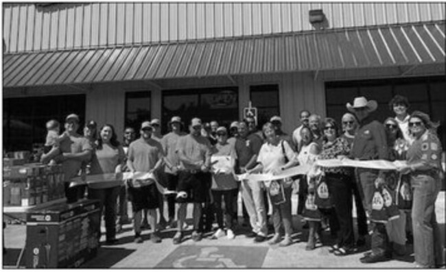 Chamber helps NAPA Auto mark first anniversary at newest location