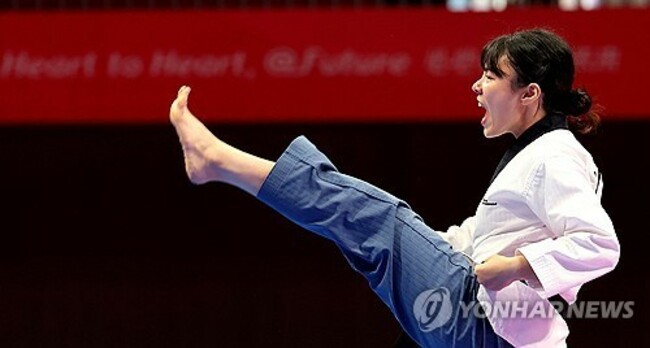 (Asiad) S. Korea's Cha Yea-eun wins gold in women's taekwondo poomsae at Hangzhou
