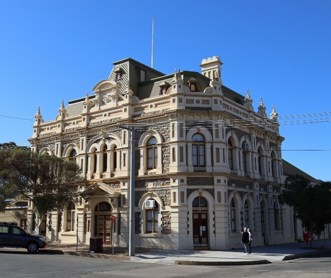 Broken Hill Trades Hall Backs World Heritage List Bid