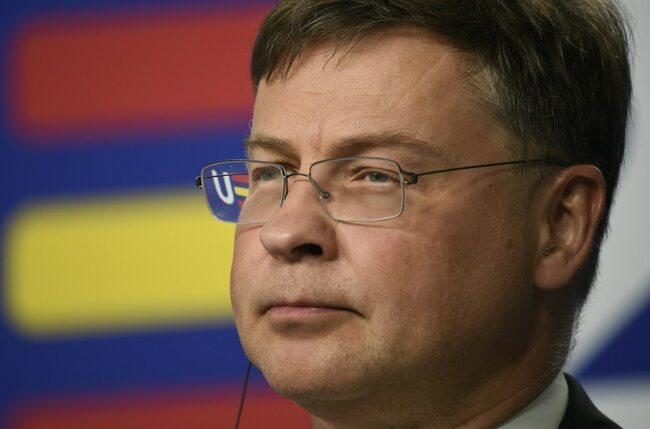 EU trade chief warns businesses questioning future in China