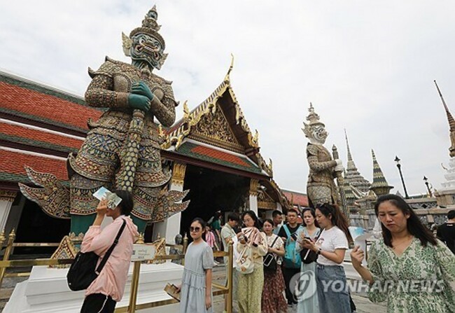 THAILAND CHINA ECONOMY TOURISM