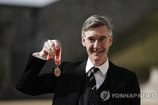 Britain Investitures