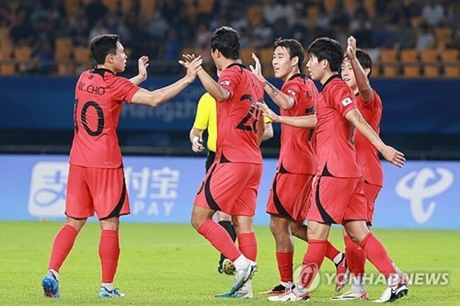 (Asiad) S. Korea defeat Kyrgyzstan to reach men's football quarters