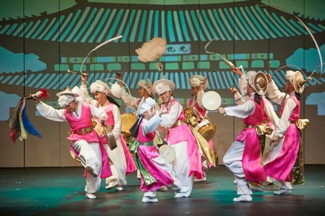 Chuseok activities to fill the holidays, from art to culture and film