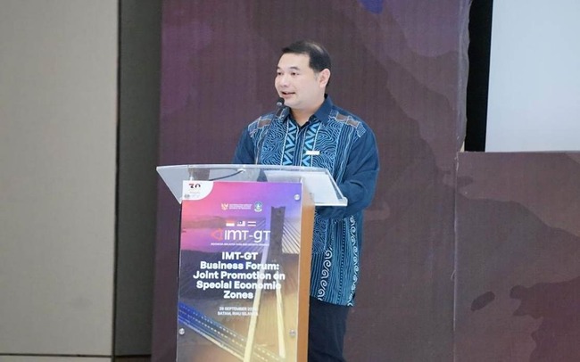 IMT-GT SUBREGION'S 2022 TRADE UP TO US$727 BLN, SAYS RAFIZI
