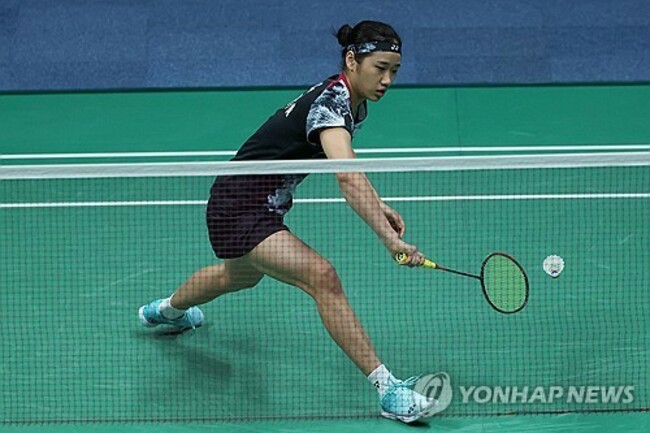 (Asiad) S. Korea wins 1st gold in women's team badminton in nearly 30 yrs