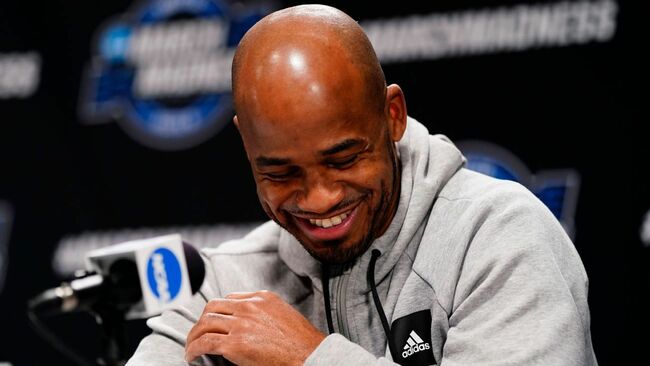March Madness -- Saint Peter's coach Shaheen Holloway's Sweet 16 moment finally arrives 22 years later