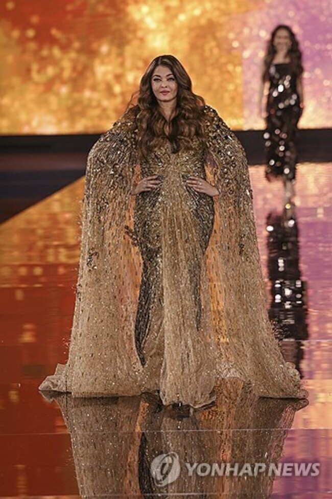 France L'Oreal Spring Summer 2024