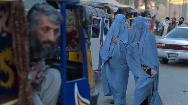 Afghan women facing travel curbs