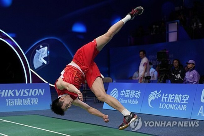 APTOPIX China Asian Games Badminton