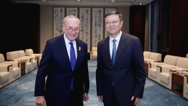 Party Secretary Chen meets US senators to promote China-US relations