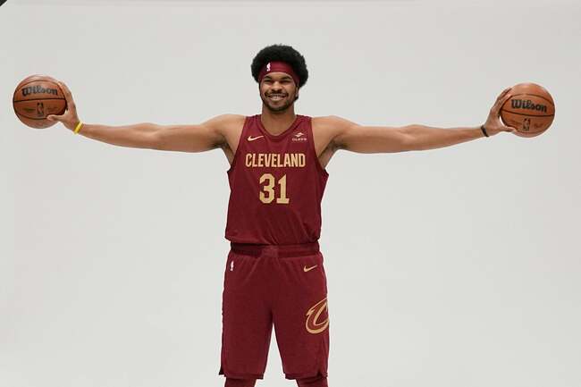 NBA: Cavaliers' Jarrett Allen could miss start of season with bone bruise