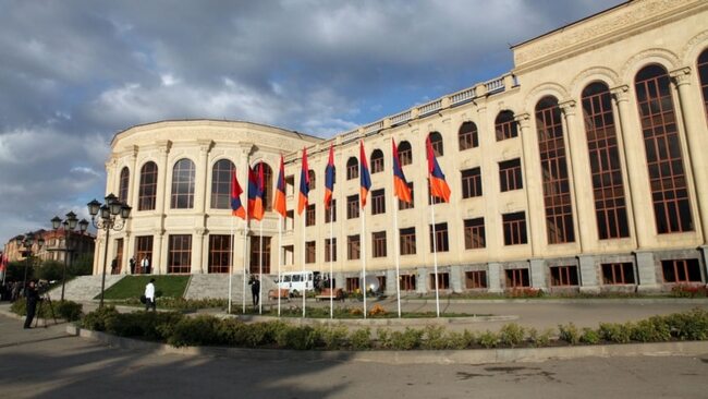 Pashinian’s Party Scraps Power-Sharing Deal In Gyumri
