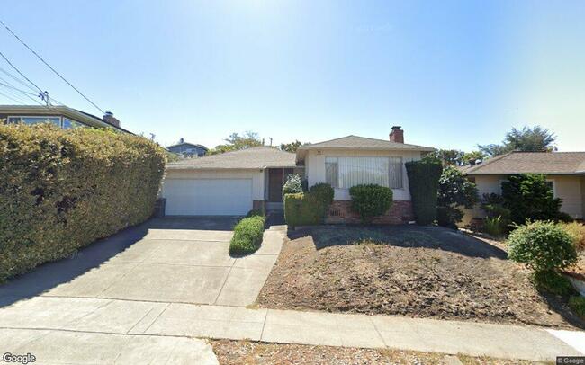 Three-bedroom home in Oakland sells for $1.6 million