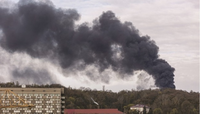 7 civilians killed in Lviv, new Russia push seen in east
