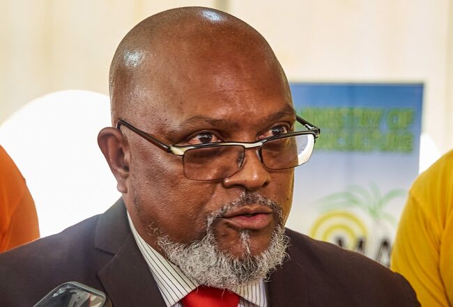 Weir: Sugar workers to be back at work by mid-January with increased pay 