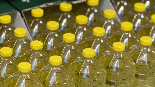 UK supermarkets limit cooking oil in supply-chain issue