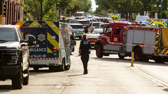 1 Mpls. Police Officer Killed, Another Critically Wounded in Shooting