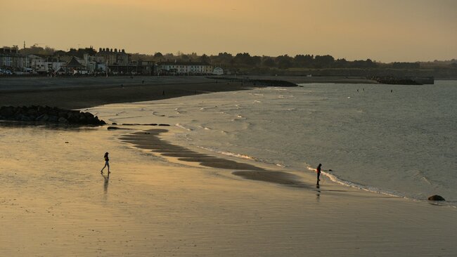 Five beaches lose 'blue flag' status over water quality