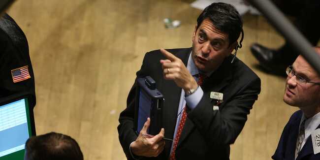 US stocks tumble as downbeat overseas data dampen global growth prospects