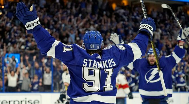 Lightning exposing Panthers' lack of playoff experience with series sweep in sight