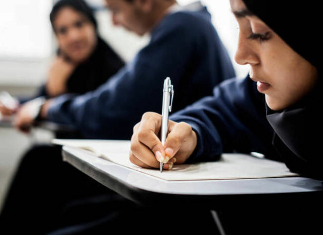 Women in Afghanistan continue to protest over ban on girls' schools
