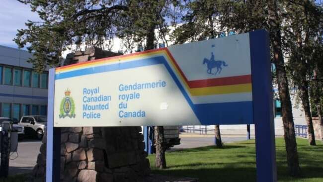 RCMP investigate firearms threat in downtown Yellowknife