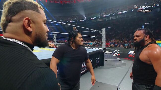 Solo Sikoa to quietly remove WWE Superstar from the Bloodline after bringing in Jeff Cobb? Possibility explored