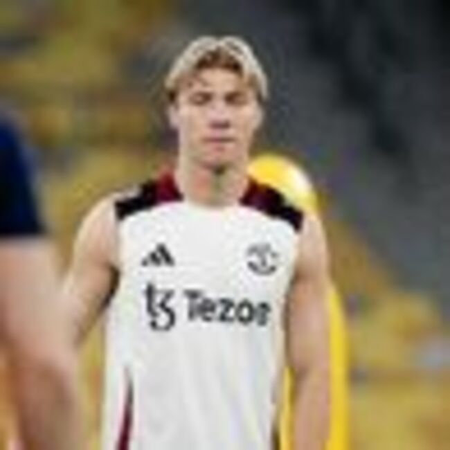 Manchester United could trade Rasmus Hojlund in genius swap deal - but there is a catch