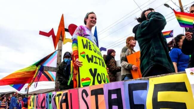 'This is a historic Pride': Inuvik hosts regional-based Pride event with Amazing Race winners
