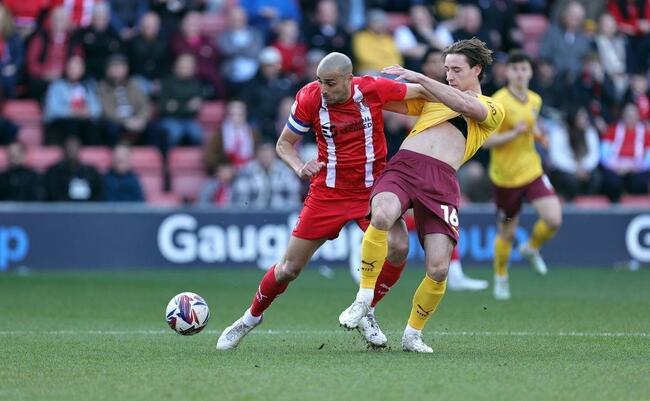 25 free agents who could do a job for Crawley Town, including a veteran Charlton Athletic midfielder with 621 EFL games, a Scotland international, an ex-Aston Villa attacker and a former Huddersfield Town Premier League player