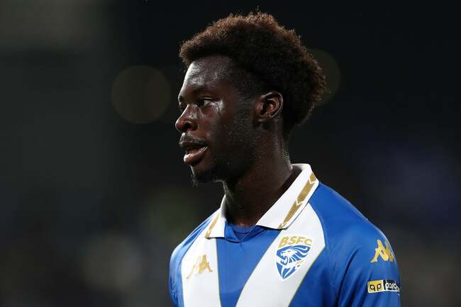 Door open for touted Portsmouth transfer target thanks to key former Leeds United figure