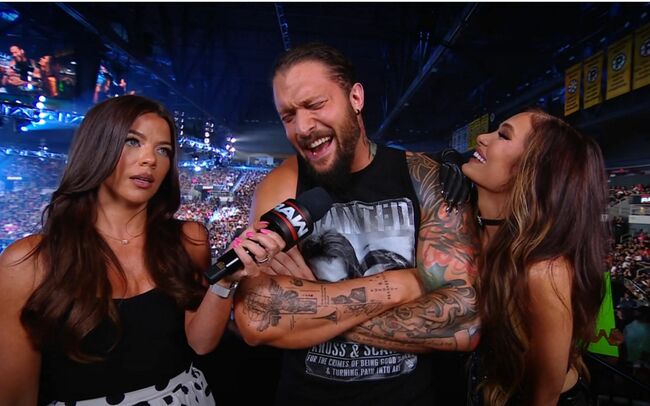 [WATCH] Karrion Kross & Scarlett have a major unscripted moment on RAW as he breaks silence on his brutal assault 