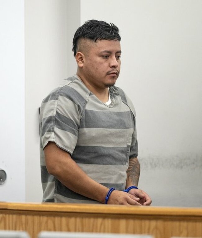 Deputy testifies in case of man accused of climbing through ex’s window, trying to strangle her