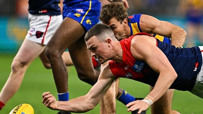 Melbourne Demons vs West Coast Eagles LIVE: Demons chase redemption after embarrassment last round; Eagles seek shock win